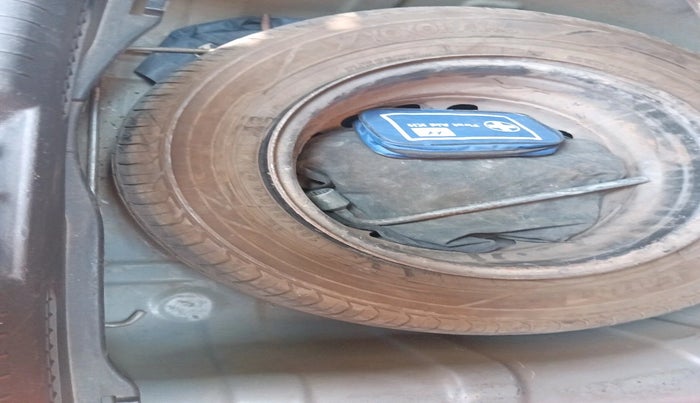 2012 Hyundai i20 SPORTZ 1.2, Petrol, Manual, 69,296 km, tyre