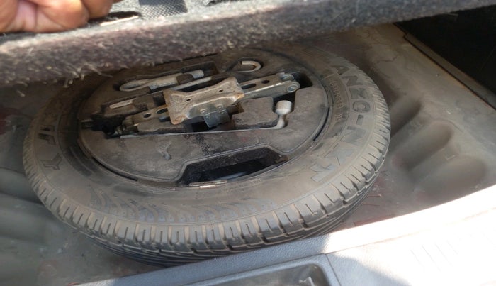 2016 Maruti S Cross ZETA 1.3, Diesel, Manual, 1,52,671 km, tyre