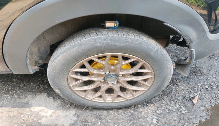 2024 Renault TRIBER RXZ, Petrol, Manual, 16,385 km, tyre