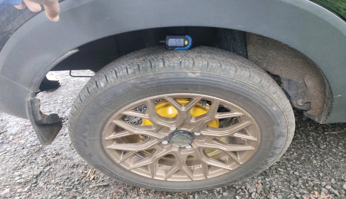 2024 Renault TRIBER RXZ, Petrol, Manual, 16,385 km, tyre