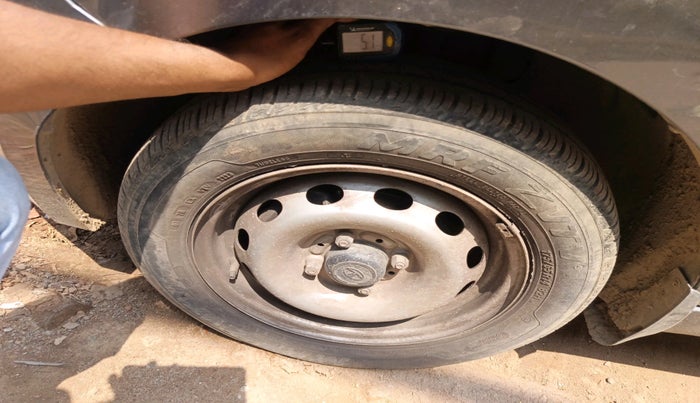 2023 Tata Tiago XM CNG, CNG, Manual, 24,318 km, tyre