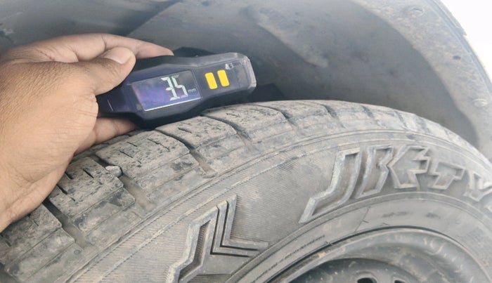 2020 Mahindra Scorpio S5, Diesel, Manual, 1,05,171 km, tyre