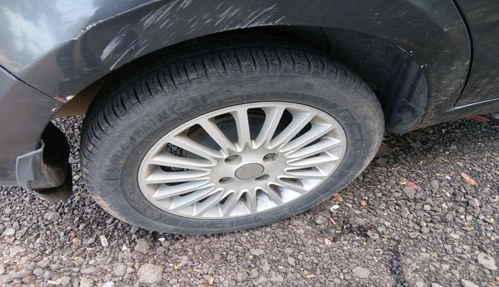 2015 Tata Zest XT 90PS DIESEL, Diesel, Manual, 1,22,773 km, tyre