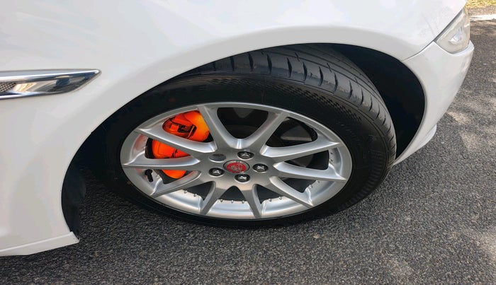 2014 Jaguar XJ L  3.0 Diesel , Diesel, Automatic, 46,335 km, tyre