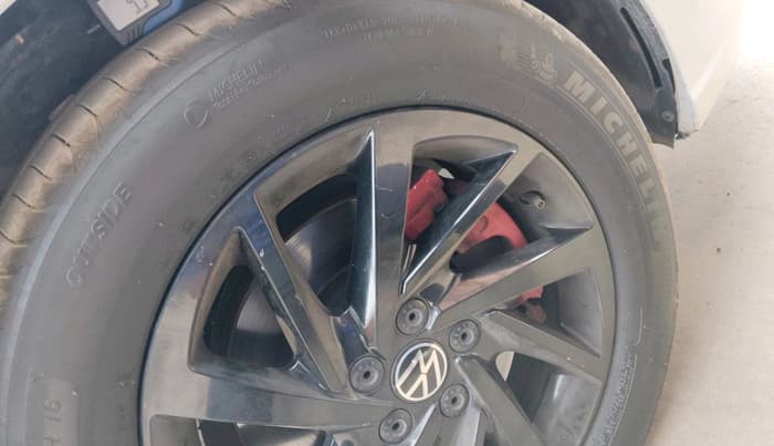 2023 Volkswagen VIRTUS GT PIUS 1.5 TSI, Petrol, Manual, 41,000 km, tyre
