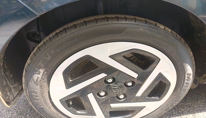 2023 Hyundai GRAND I10 NIOS SPORTZ 1.2 KAPPA VTVT, Petrol, Manual, 1,427 km, tyre