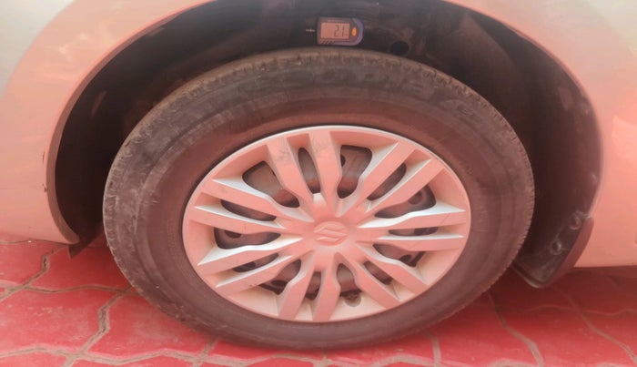 2017 Maruti Dzire VDI AMT, Diesel, Automatic, 57,860 km, tyre