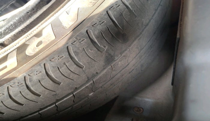 2018 Tata NEXON XM PETROL, Petrol, Manual, 44,558 km, tyre