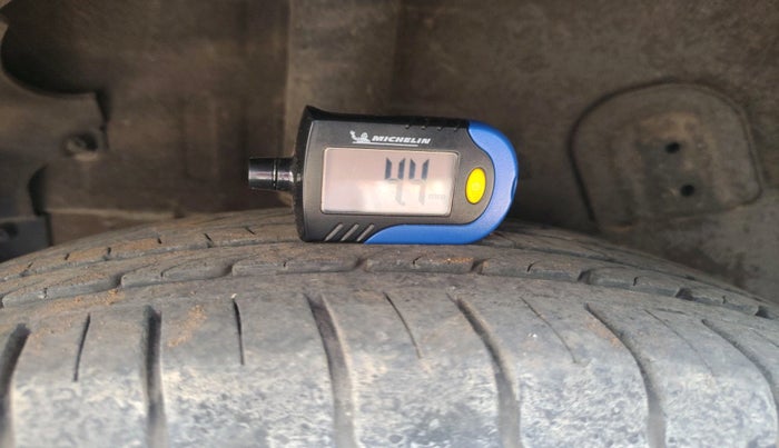 2018 Tata NEXON XM PETROL, Petrol, Manual, 44,558 km, tyre