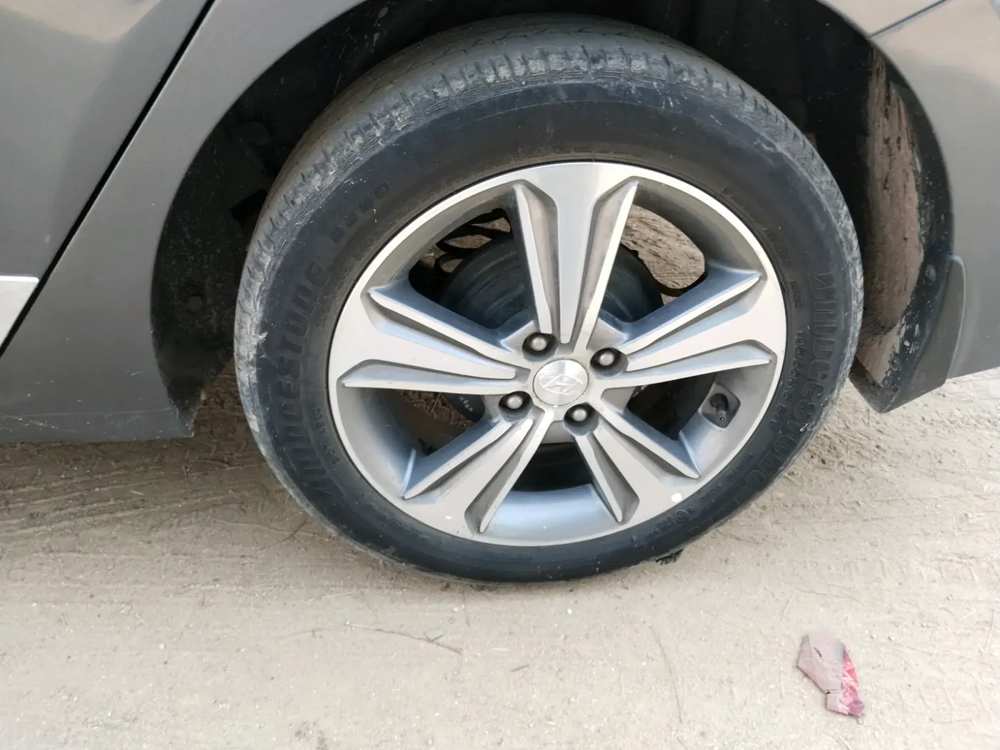 2018 Hyundai Verna 1.6 SX (O) CRDI MT, Diesel, Manual, 1,07,098 km, tyre