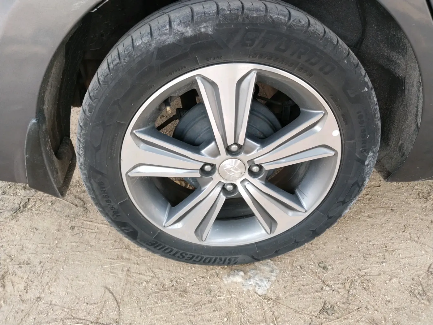 2018 Hyundai Verna 1.6 SX (O) CRDI MT, Diesel, Manual, 1,07,098 km, tyre