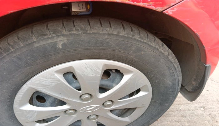 2011 Hyundai i10 SPORTZ 1.2 AT, CNG, Automatic, 1,00,000 km, tyre