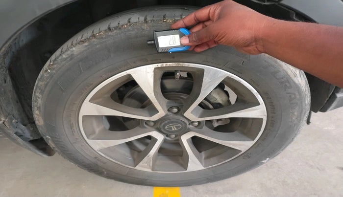 2021 Tata NEXON XZA PLUS (O) DIESEL, Diesel, Automatic, 52,365 km, tyre