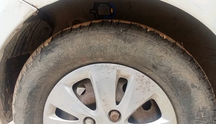 2012 Hyundai i10 MAGNA 1.2, Petrol, Manual, 64,435 km, tyre