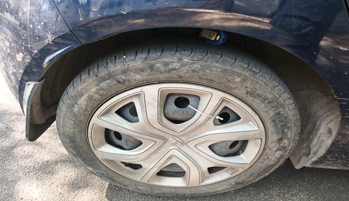 2023 Tata ALTROZ XM PLUS PETROL, Petrol, Manual, 23,605 km, tyre