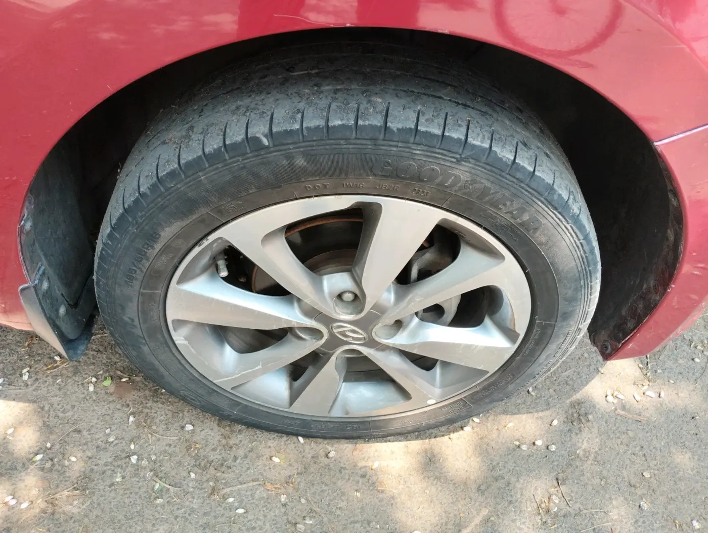 2017 Hyundai Elite i20 ASTA 1.2 (O), Petrol, Manual, 57,500 km, tyre