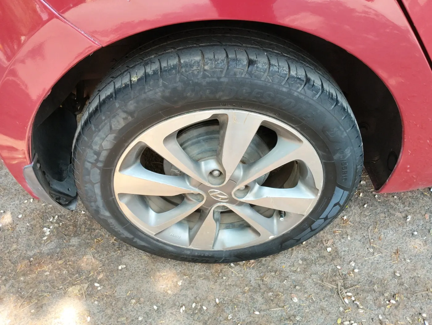 2017 Hyundai Elite i20 ASTA 1.2 (O), Petrol, Manual, 57,500 km, tyre