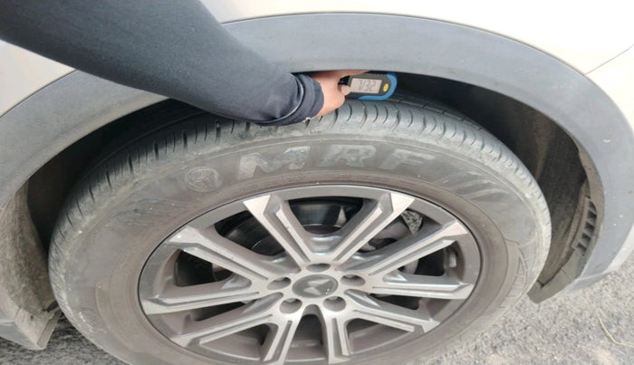 2023 Mahindra XUV700 AX 7 LUXURY P AT 7 STR, Petrol, Automatic, 12,782 km, tyre