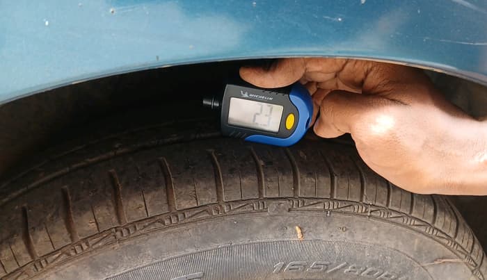 2014 Maruti Swift Dzire VXI, Petrol, Manual, 25,662 km, tyre