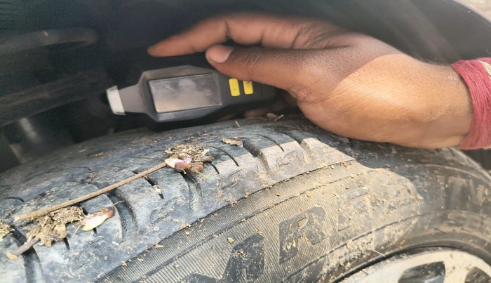 2021 Tata ALTROZ XZ PETROL, Petrol, Manual, 13,331 km, tyre