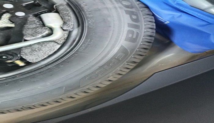 2021 Tata ALTROZ XZ PETROL, Petrol, Manual, 13,331 km, tyre