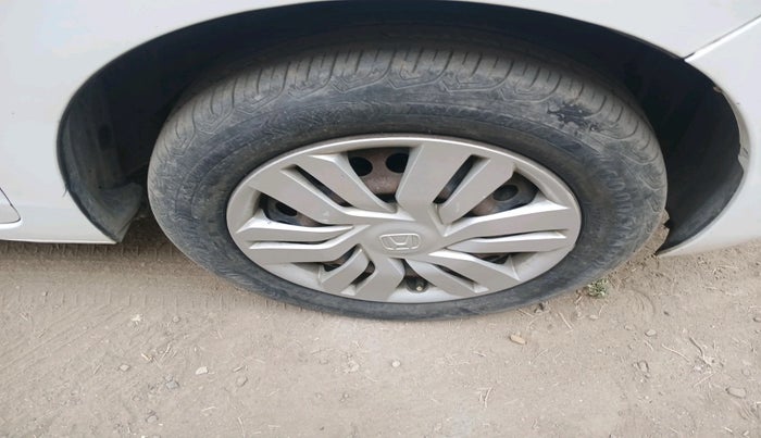 2015 Honda Jazz 1.2L I-VTEC S, Petrol, Manual, 65,803 km, tyre