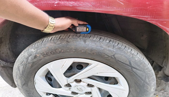 2012 Renault Duster 85 PS RXL DIESEL, Diesel, Manual, 1,43,496 km, tyre