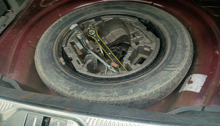 2013 Skoda Superb ELEGANCE 1.8 TSI AT, Petrol, Automatic, 65,416 km, tyre