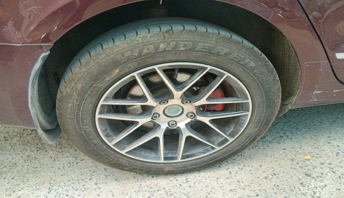 2013 Skoda Superb ELEGANCE 1.8 TSI AT, Petrol, Automatic, 65,416 km, tyre