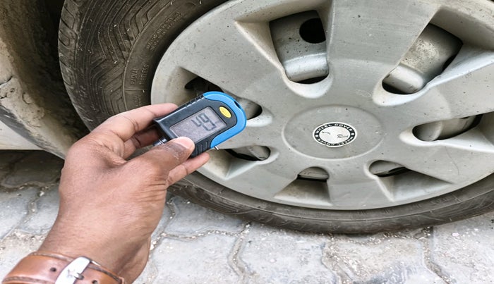 2018 Maruti Wagon R 1.0 LXI CNG, CNG, Manual, 58,940 km, tyre