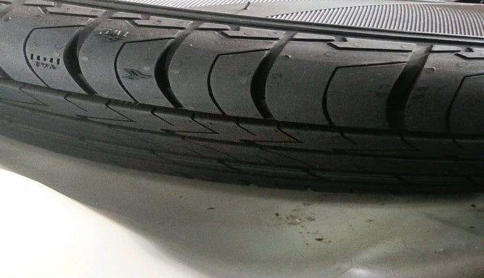 2025 KIA SYROS HTK (O) 1.5 Diesel 6MT, Diesel, Manual, 46,058 km, tyre