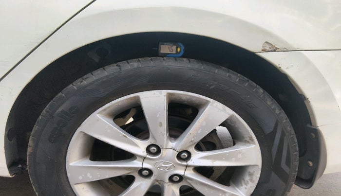 2011 Hyundai Verna FLUIDIC 1.6 VTVT SX, CNG, Manual, 1,31,709 km, tyre