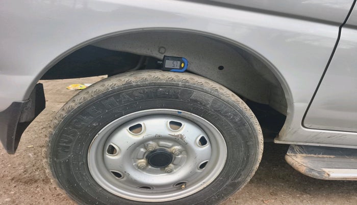 2021 Maruti Eeco 5 STR AC CNG (O), CNG, Manual, 44,370 km, tyre