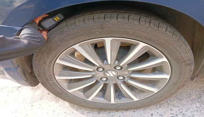 2019 Maruti Ciaz ALPHA  AT 1.5 SHVS PETROL, Petrol, Automatic, 71,589 km, tyre