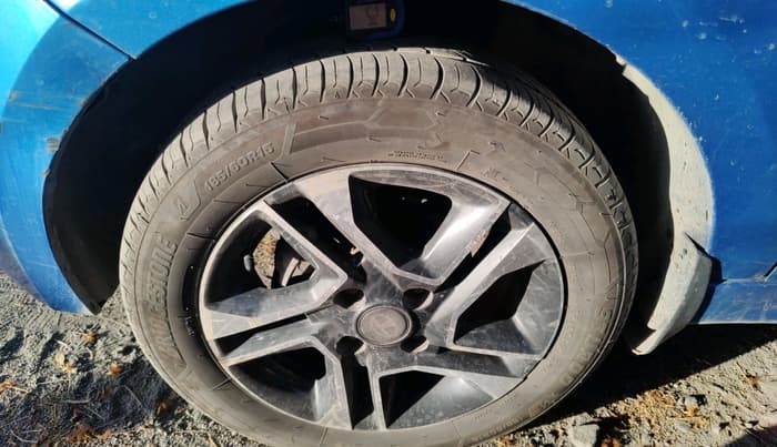2019 Tata Tiago XZ PLUS PETROL, CNG, Manual, 1,11,356 km, tyre