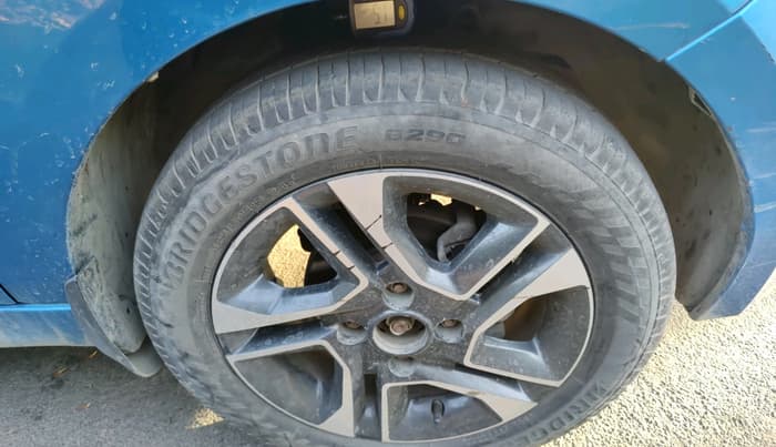 2019 Tata Tiago XZ PLUS PETROL, CNG, Manual, 1,11,356 km, tyre