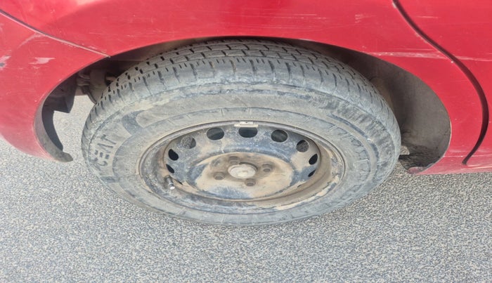 2013 Renault Pulse RXL DIESEL, Diesel, Manual, 96,800 km, tyre