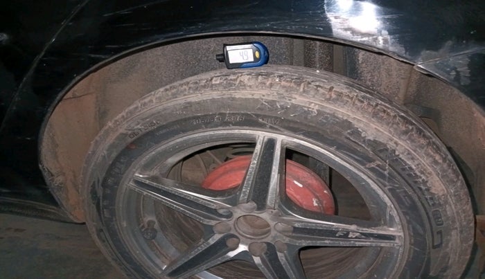 2014 Maruti Ciaz VXI+, Petrol, Manual, 1,28,437 km, tyre