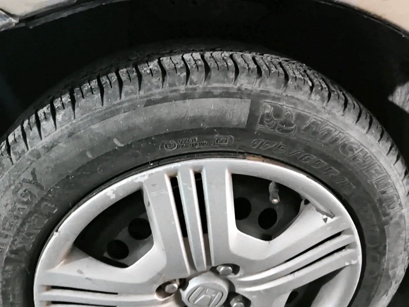 2011 Honda City 1.5L I-VTEC S MT, CNG, Manual, 96,071 km, tyre