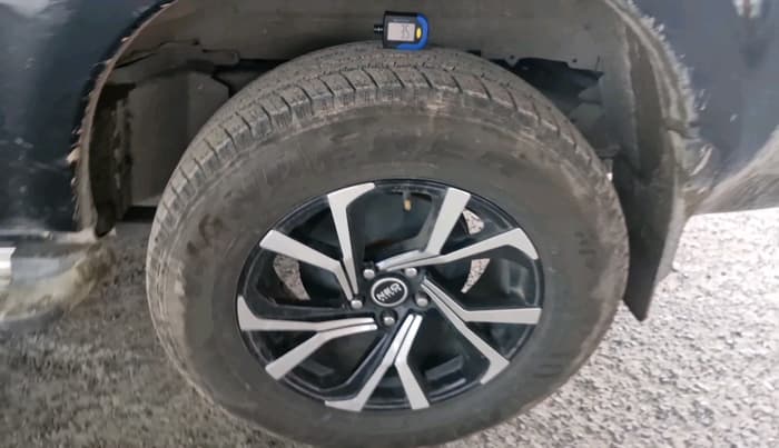 2021 Mahindra Scorpio S5, Diesel, Manual, 1,72,903 km, tyre