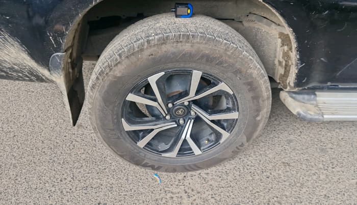 2021 Mahindra Scorpio S5, Diesel, Manual, 1,72,903 km, tyre