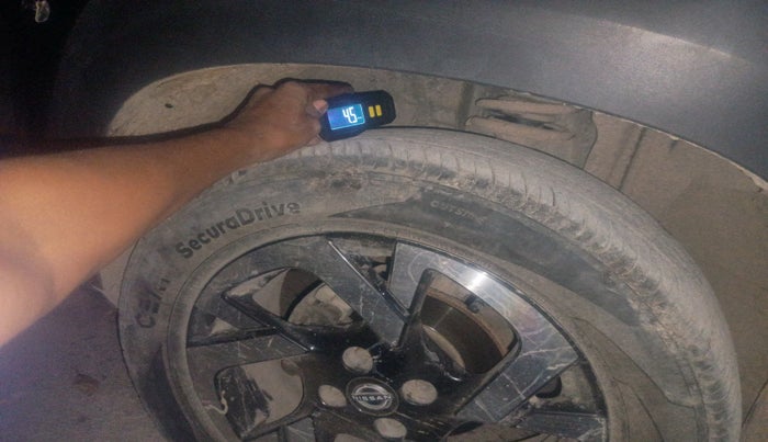 2022 Nissan MAGNITE XV MT, Petrol, Manual, 32,480 km, tyre