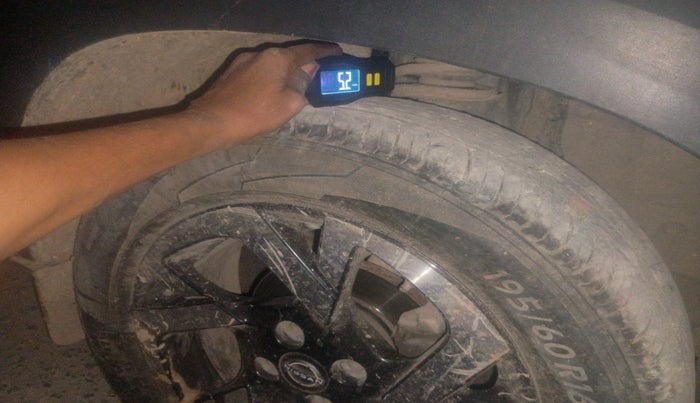 2022 Nissan MAGNITE XV MT, Petrol, Manual, 32,480 km, tyre