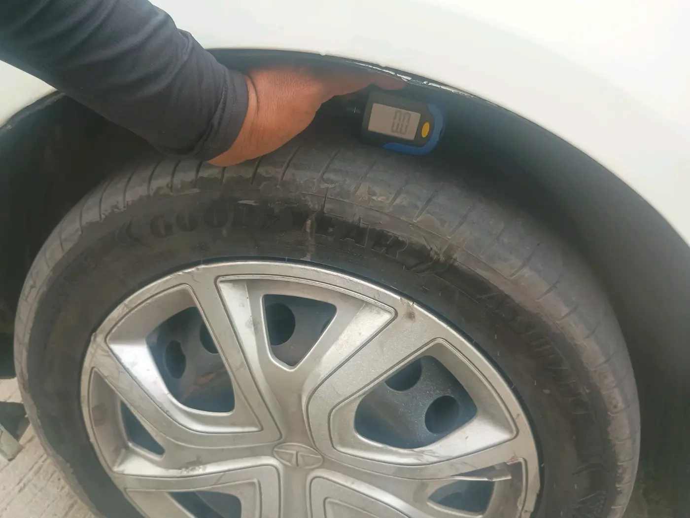 2022 Tata ALTROZ XT DIESEL, Diesel, Manual, 1,32,433 km, tyre