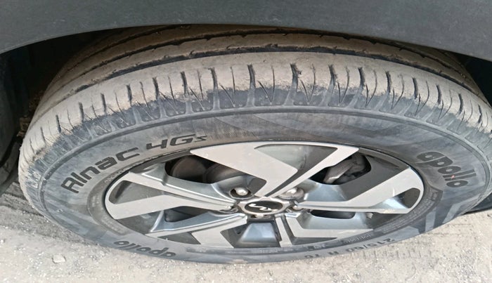 2021 KIA SONET HTX 1.5, Diesel, Manual, 49,486 km, tyre