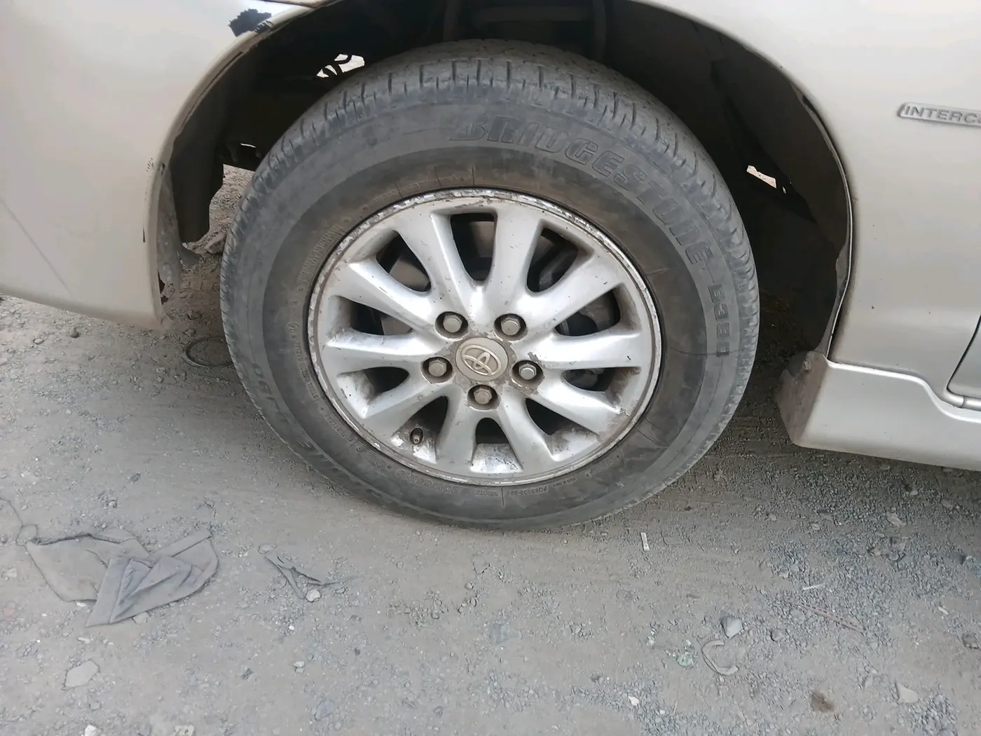 2014 Toyota Innova 2.5 VX 7 STR, Diesel, Manual, 1,68,857 km, tyre