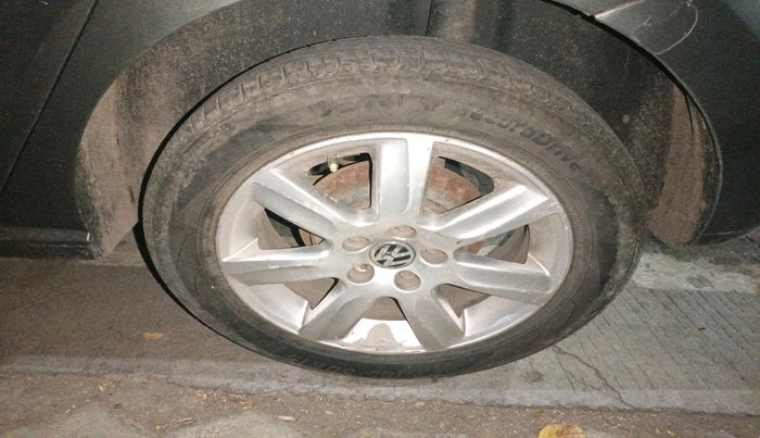 2014 Volkswagen Polo COMFORTLINE 1.2L, Diesel, Manual, 81,679 km, tyre