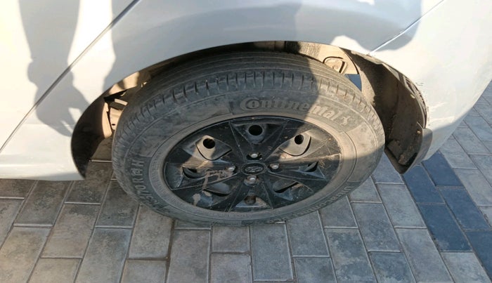 2016 Hyundai Elite i20 MAGNA 1.4 CRDI, Diesel, Manual, 1,46,018 km, tyre