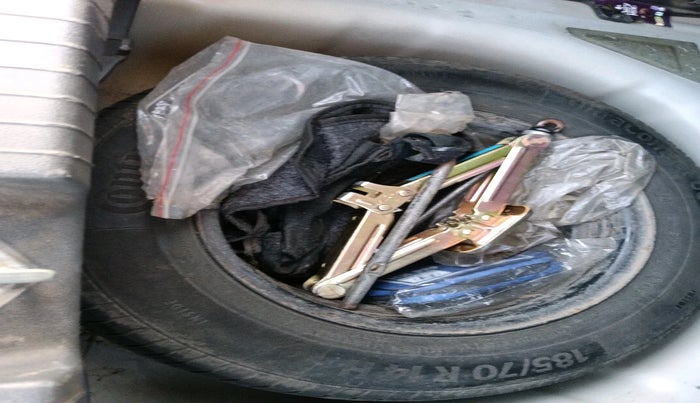 2016 Hyundai Elite i20 MAGNA 1.4 CRDI, Diesel, Manual, 1,46,018 km, tyre