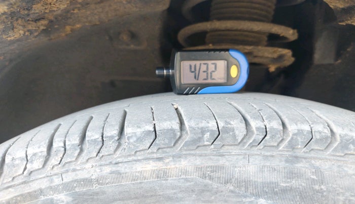 2023 Tata PUNCH PURE MT, Petrol, Manual, 30,474 km, tyre